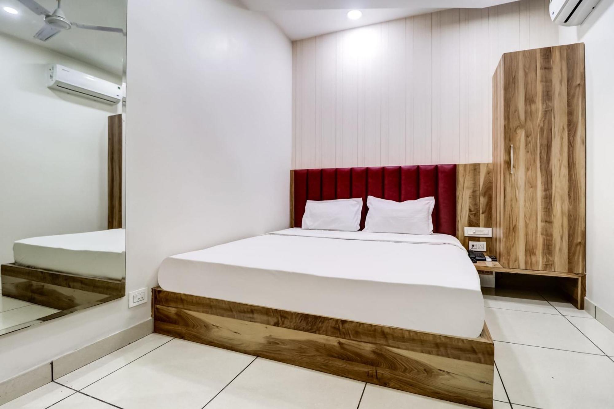 Super Capital O City Inn Amritsar Exterior photo